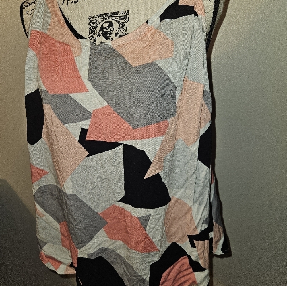 Torrid Womans Spaghetti Strap Tank Top Size 2 - Picture 3 of 9